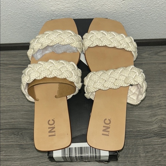 INC International Concepts Women's Petria Two-Band Flat Sandals - Picture 4 of 6